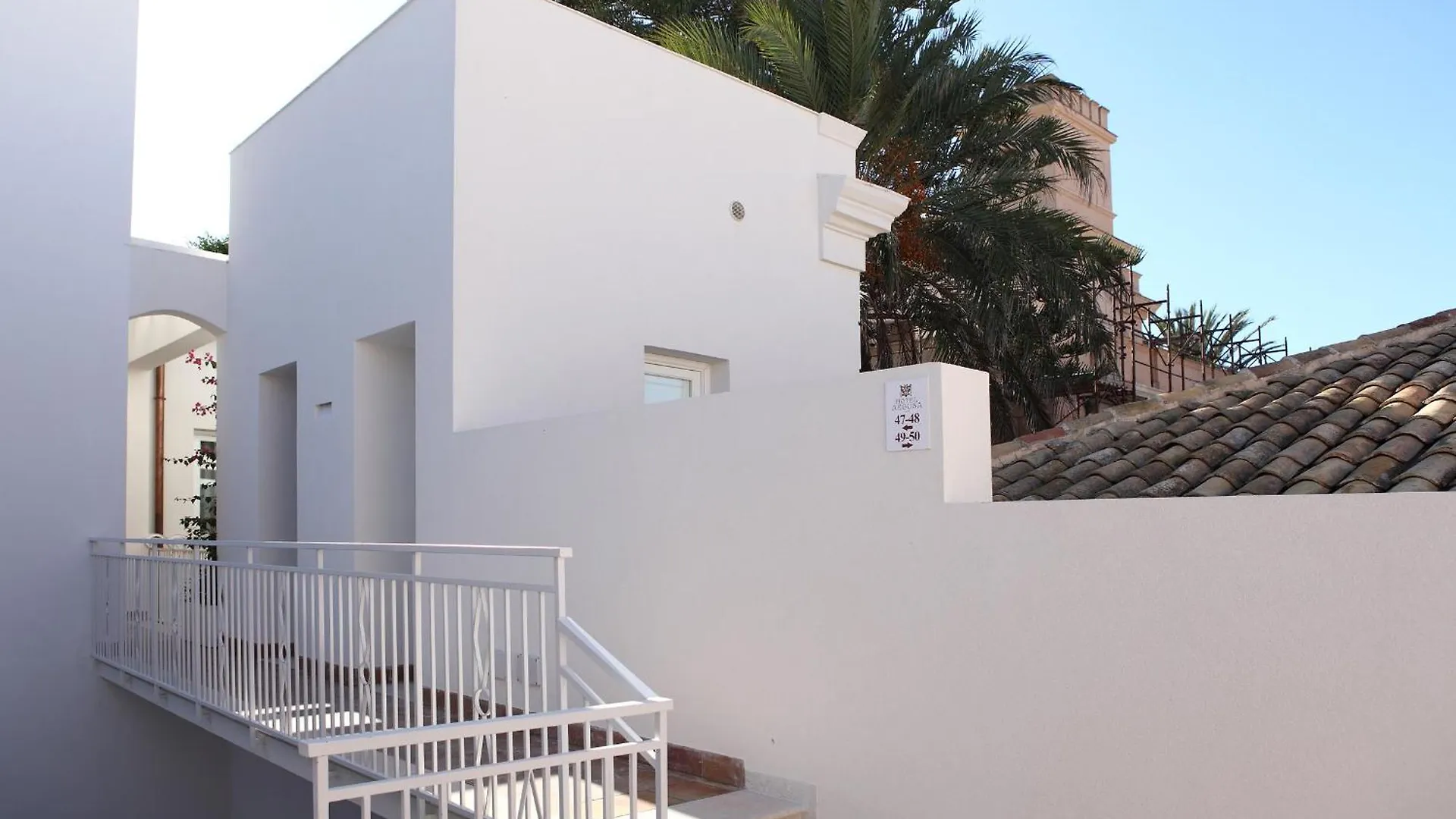 Aegusa Hotel Favignana 3*,